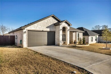 701 Juniper Dr, Troy, TX 76579 - photo 3