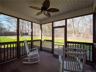 1784 Riverstone Dr, Lincolnton, NC 28092 - photo 7