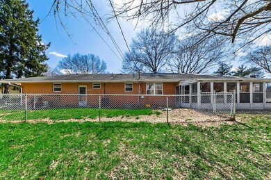 02 1528 Tiffany Ct