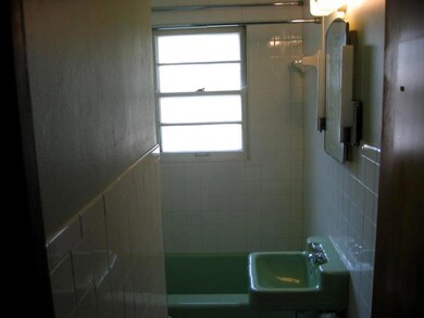 1238 39th St, Des Moines, IA 50311 - photo 4