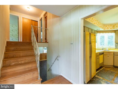 338 N Lehigh Cir, Swarthmore, PA 19081 - photo 3