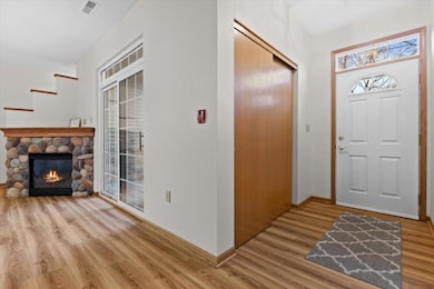 4787 W Maple Leaf Cir, Milwaukee, WI 53220 - photo 3