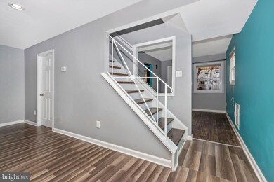 6725 Vermont Ct, Hyattsville, MD 20785 - photo 4