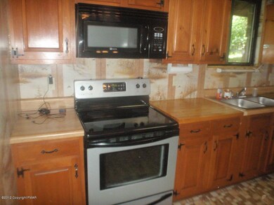 47 Brian Ln, Effort, PA 18330 - photo 4