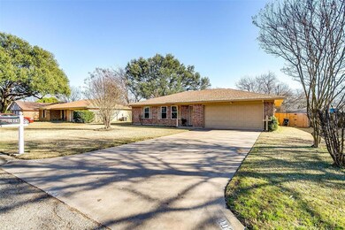 1029 Princeton Place, Cleburne, TX 76033 - photo 3