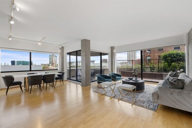 The floorplan is perfect for someone who likes to