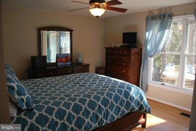 10617 Wheatley St, Kensington, MD 20895 - photo 6