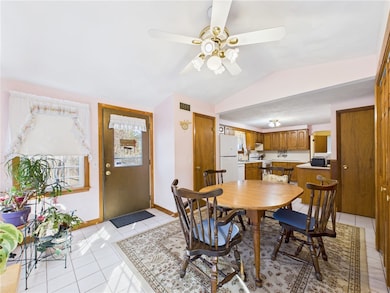 985 Cedar Swamp Rd, Warwick, RI 02889 - photo 7