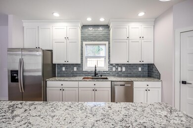 7039 Executive Cir, Denver, NC 28037 - photo 5