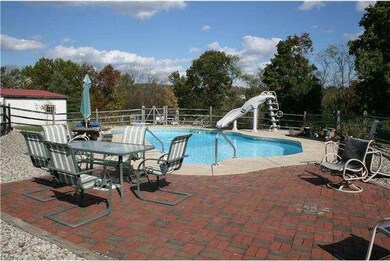 2511 Wasser Rd, Pennsburg, PA 18073 - photo 2