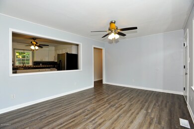 509 Lakewood Dr, Jacksonville, NC 28546 - photo 6