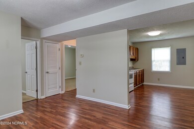 2322 Indian Dr unit A-8, Jacksonville, NC 28546 - photo 5