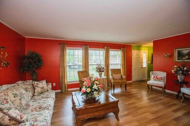 1109 Willis St, Bainbridge, GA 39819 - photo 2