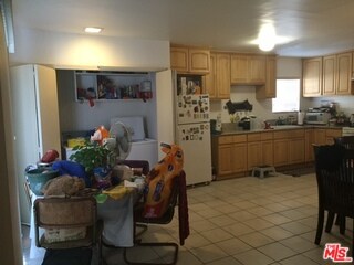 911 W 127th Place, Compton, CA 90222 - photo 5