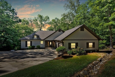 654 Blue Water Pointe Dr, Jasper, AL 35504 - photo 2