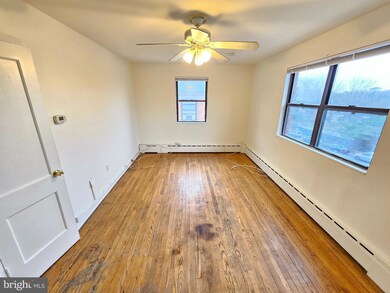 8711 Plymouth St unit 6, Silver Spring, MD 20901 - photo 2