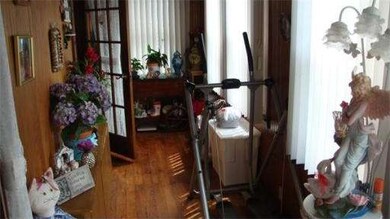 5 Kirby St, South Dartmouth, MA 02748 - photo 6