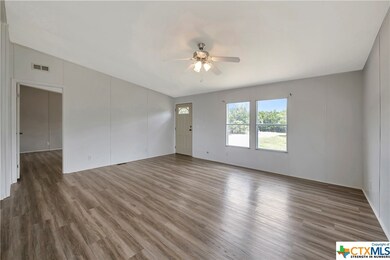 545 Armadillo Ln, Copperas Cove, TX 76522 - photo 7