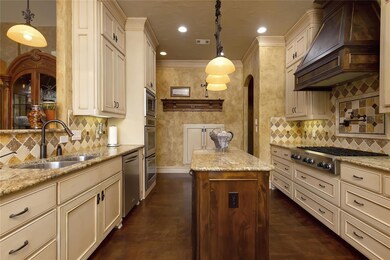 8040 Green Valley Dr, North Richland Hills, TX 76182 - photo 7