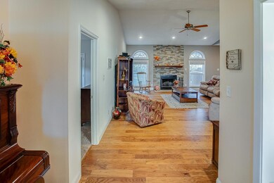 2013 Pinehurst Way, Maryville, IL 62062 - photo 3