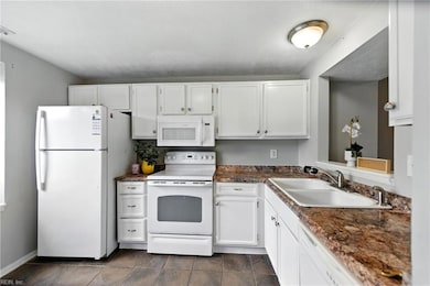 459 Bryson Ct, Newport News, VA 23608 - photo 6