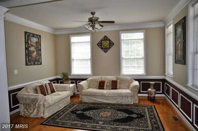 4535 Hummingbird Ln, Fairfax, VA 22033 - photo 3