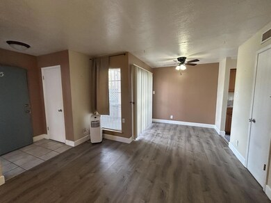 4601 Carlisle Blvd NE unit H-5, Albuquerque, NM 87109 - photo 3