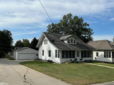 319 Freeman Ave, Audubon, IA 50025 - photo 3