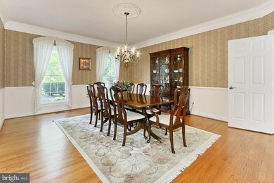 5825 Ridings Manor Place, Centreville, VA 20120 - photo 6