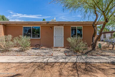 3913 S Queen Palm Dr, Tucson, AZ 85730 - photo 2