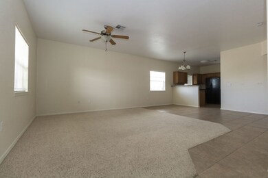 942 Larkspur Ave, Alamogordo, NM 88310 - photo 3