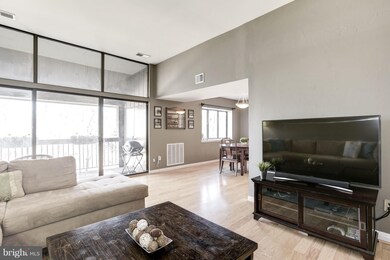 1650 Parkcrest Cir unit 301, Reston, VA 20190 - photo 5