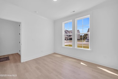 24_509 sailor sky wy-00024