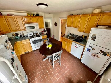 6 Antrim St unit 2, Cambridge, MA 02139 - photo 7