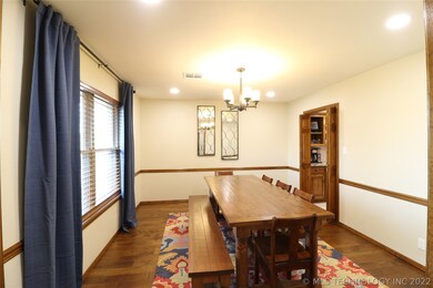 2608 Chapel Hill Rd, Bartlesville, OK 74006 - photo 4