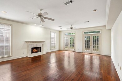 Living Rm with recessed lighting and ceiling fan.