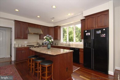 1290 Difficult Run Ct, Vienna, VA 22182 - photo 7