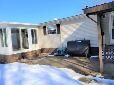 108 Hillview Cir, Charlestown, NH 03603 - photo 5