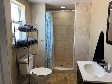 1006 W Bullock St, Denison, TX 75020 - photo 6