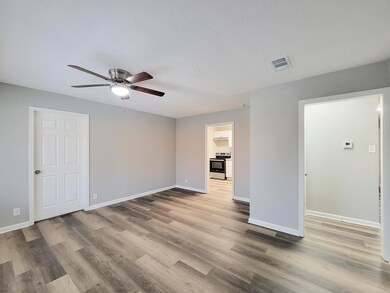 6743 London St, Houston, TX 77021 - photo 7