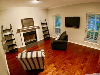 11227 Hunters Path, Helotes, TX 78023 - photo 4