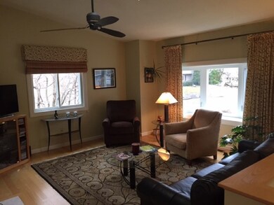 14 Hazel Bush Dr, Cranston, RI 02921 - photo 2