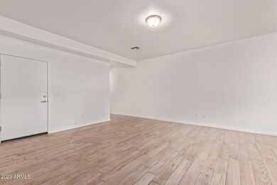 701 N Mcqueen Rd unit 9, Chandler, AZ 85225 - photo 3