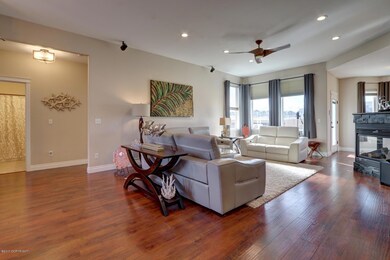 Living rm