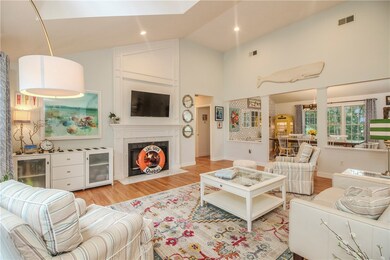 160 Woodridge Dr, Saunderstown, RI 02874 - photo 7