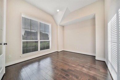 27942 Madison Bend Dr, Spring, TX 77386 - photo 4