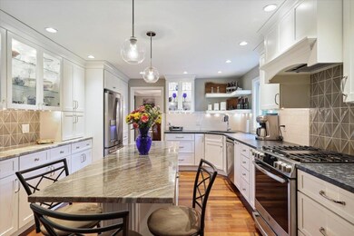 10 Brenda Ln, MerriMacK, NH 03054 - photo 3