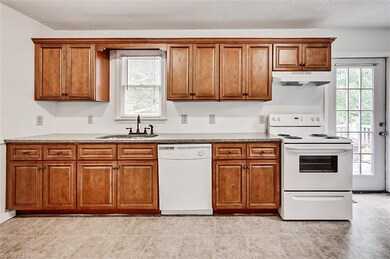 1772 Stallion Trail, Asheboro, NC 27205 - photo 4