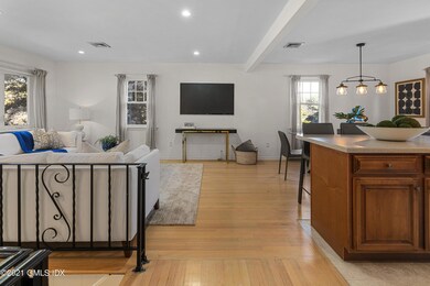 10 Neighborly Way, Riverside, CT 06878-5