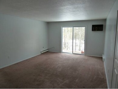 97 Capitol Hill Dr unit G, Londonderry, NH 03053 - photo 4